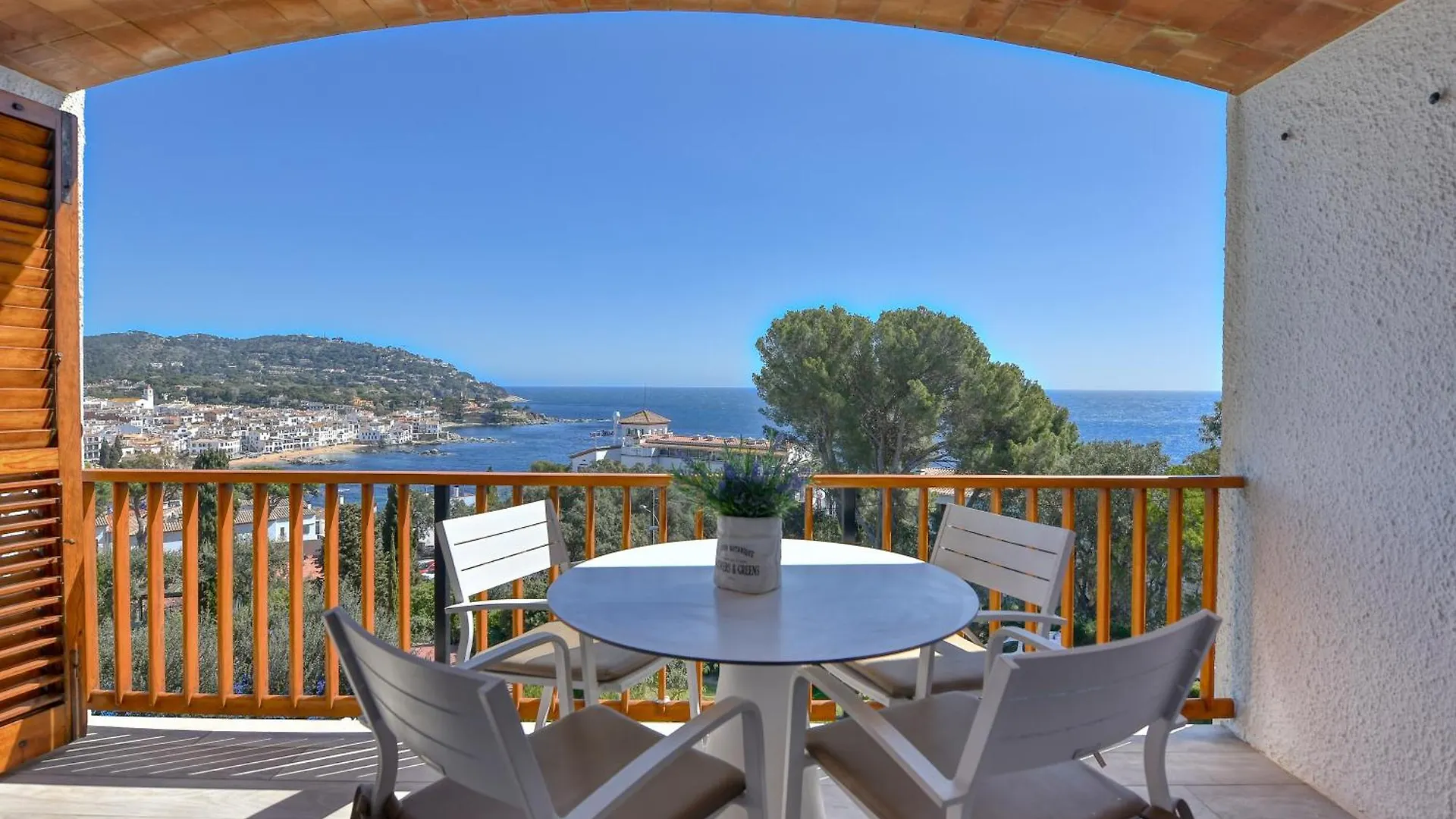 Panoramic Sea Views Apartment Calella De Palafrugell Spain